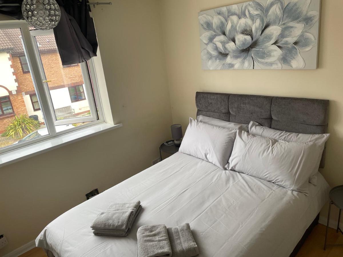 The Swallows Popular Location 3 Bedroom House Free Wi-Fi And Sky Tv In All Rooms Rough Close Экстерьер фото